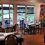 Le Pavillon Cours (Rhone)