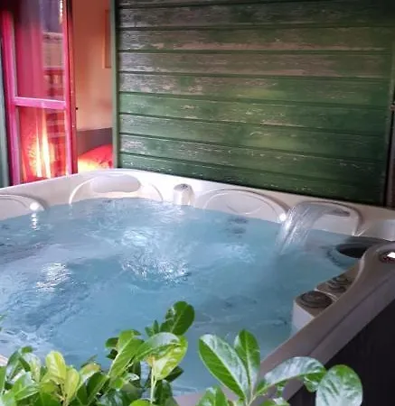 Hotel Le Pavillon