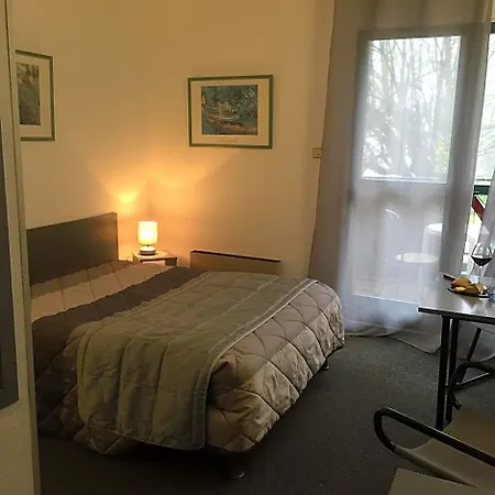 Le Pavillon Hotel 3*