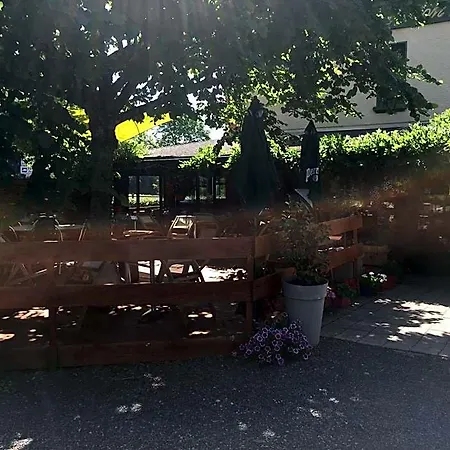 Le Pavillon Cours (Rhone)