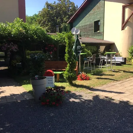 Le Pavillon 3* Cours (Rhone)