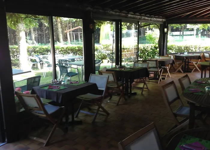 Hotel Le Pavillon